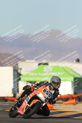 media/Dec-05-2024-Racers Edge (Thu) [[e102e0690b]]/3-B Group/Session 5 (Turn 16)/